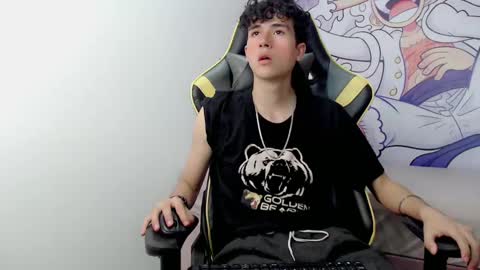 Snapshot of johnny_cagee chatting on January 22, 2025, 4:55 am johnny_cagee online show from January 22, 2025, 4:55 am