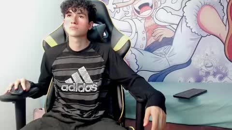 Snapshot of johnny_cagee chatting on February 5, 2025, 3:55 am johnny_cagee online show from February 5, 2025, 3:55 am