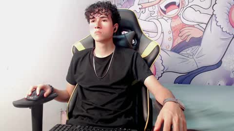 Snapshot of johnny_cagee chatting on February 7, 2025, 5:31 am johnny_cagee online show from February 7, 2025, 5:31 am