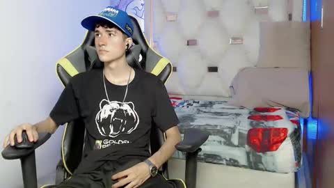 Snapshot of johnny_cagee chatting on September 11, 2025, 3:50 am johnny_cagee online show from September 11, 2025, 3:50 am