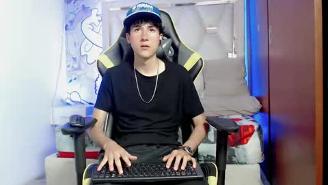 Snapshot of johnny_cagee chatting on October 11, 2025, 5:50 am johnny_cagee online show from October 11, 2025, 5:50 am