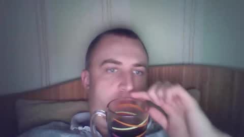 johnoreon online show from September 19, 2025, 11:33 am