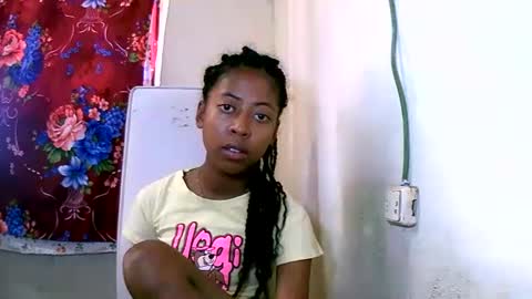 Snapshot of joliekah27 chatting on January 25, 2025, 6:45 am joliekah27 online show from January 25, 2025, 6:45 am