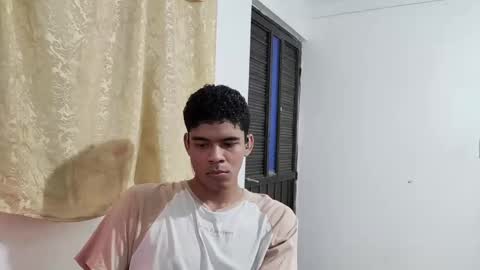 Snapshot of jonhsebastiann chatting on September 27, 2025, 5:56 am John online show from September 27, 2025, 5:56 am