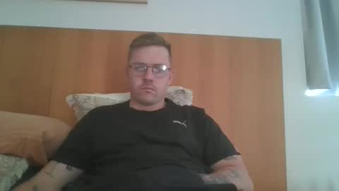 Snapshot of jonoy1995 chatting on February 26, 2025, 4:03 am jonoy1995 online show from February 26, 2025, 4:03 am