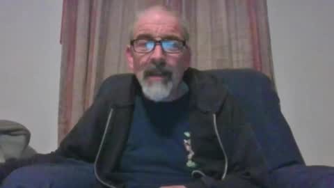 Snapshot of jony_five chatting on February 28, 2025, 1:47 am Jon online show from February 28, 2025, 1:47 am