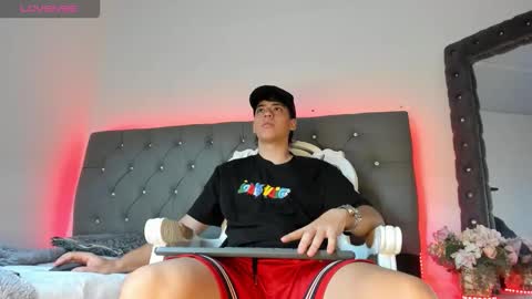 Snapshot of joseph_clark_ chatting on September 16, 2025, 7:26 pm Joseph Clark online show from September 16, 2025, 7:26 pm