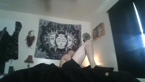 Snapshot of josephung1 chatting on October 29, 2025, 3:47 pm sissy josphine online show from October 29, 2025, 3:47 pm