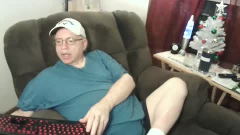 Snapshot of jpmel99 chatting on December 24, 2024, 3:05 am jpmel99 online show from December 24, 2024, 3:05 am