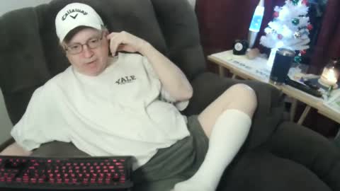 Snapshot of jpmel99 chatting on December 29, 2024, 12:09 am jpmel99 online show from December 29, 2024, 12:09 am