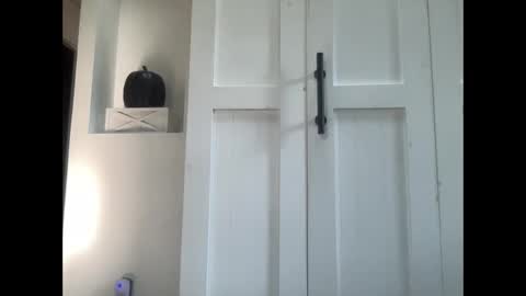 Snapshot of jstenjytheshow chatting on October 1, 2025, 7:42 pm Just Enjoy the Show online show from October 1, 2025, 7:42 pm