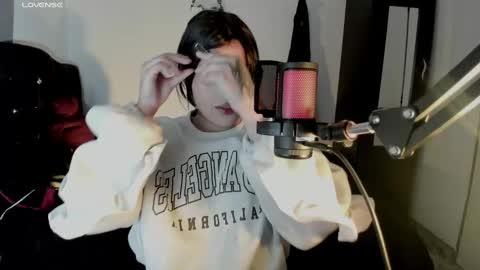 Snapshot of ju_kyung chatting on March 7, 2025, 6:35 am Ju Kyung online show from March 7, 2025, 6:35 am