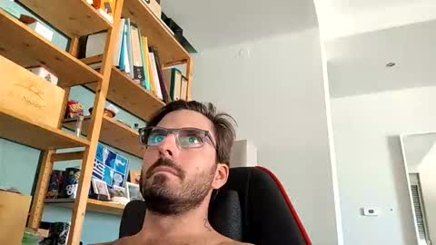 juandecol online show from September 10, 2025, 11:10 am