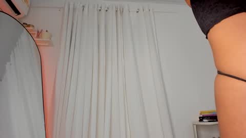 Julia online show from January 6, 2025, 3:42 am