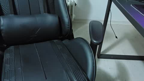 Snapshot of julia_official chatting on September 11, 2025, 8:31 pm julia_official online show from September 11, 2025, 8:31 pm