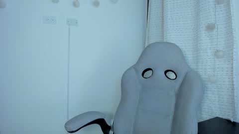 Snapshot of julia_strauns chatting on February 11, 2025, 9:53 am julia_strauns online show from February 11, 2025, 9:53 am