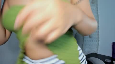 Snapshot of julia_strauns chatting on March 10, 2025, 5:11 am julia_strauns online show from March 10, 2025, 5:11 am