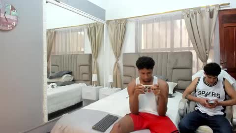 Snapshot of julian_billy chatting on January 7, 2025, 5:42 pm julian billy online show from January 7, 2025, 5:42 pm