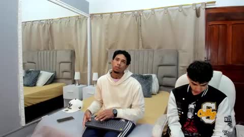 Snapshot of julian_billy chatting on January 16, 2025, 11:37 am julian billy online show from January 16, 2025, 11:37 am