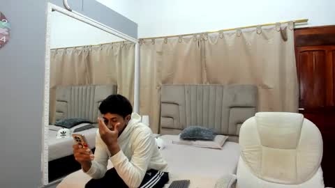 Snapshot of julian_billy chatting on January 17, 2025, 2:28 pm julian billy online show from January 17, 2025, 2:28 pm