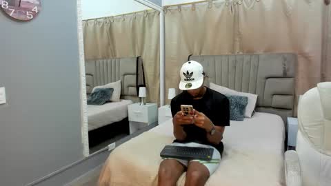 Snapshot of julian_billy chatting on January 21, 2025, 3:54 pm julian billy online show from January 21, 2025, 3:54 pm