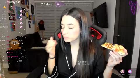 Snapshot of julidavila chatting on February 9, 2025, 4:57 am Jeimy Help me to reach 100 thumbs up online show from February 9, 2025, 4:57 am