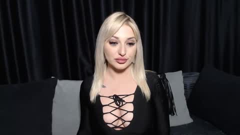 Snapshot of juliediamond chatting on December 16, 2024, 3:19 am julia online show from December 16, 2024, 3:19 am