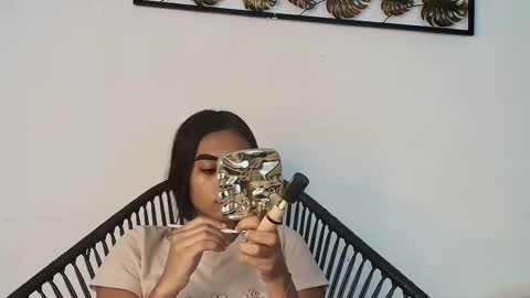 Snapshot of julieta_aguilar chatting on October 3, 2025, 7:22 pm Juli online show from October 3, 2025, 7:22 pm
