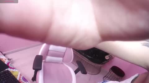 Snapshot of julieta_fox_x chatting on November 6, 2025, 2:45 am julieta_fox_x online show from November 6, 2025, 2:45 am