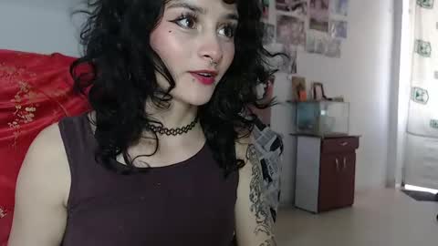 Snapshot of julietajaguar chatting on December 14, 2024, 2:21 pm Julieta Jaguar online show from December 14, 2024, 2:21 pm