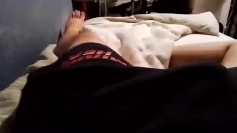 Snapshot of jumezee chatting on January 2, 2025, 1:30 pm Asian office boy online show from January 2, 2025, 1:30 pm