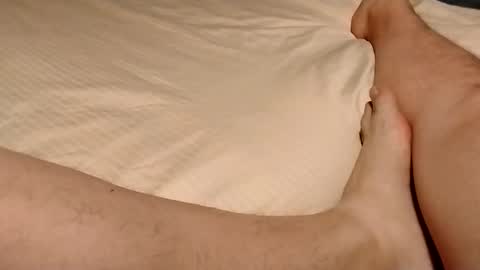 Snapshot of jumezee chatting on November 16, 2025, 12:55 pm Asian office boy online show from November 16, 2025, 12:55 pm