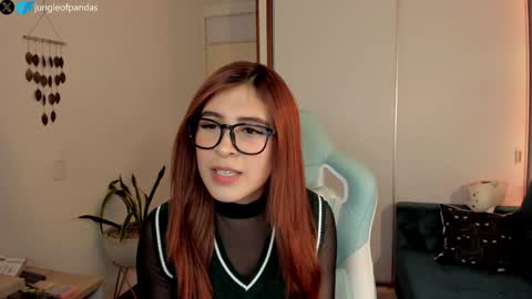 Snapshot of jungleofpandas chatting on December 13, 2024, 2:21 am Call me Sussy online show from December 13, 2024, 2:21 am