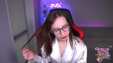 Snapshot of just_emmy chatting on February 28, 2025, 4:32 am just call me Emmy online show from February 28, 2025, 4:32 am