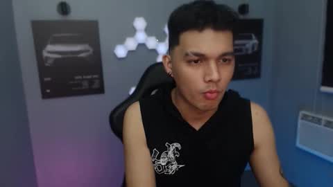 Snapshot of justagamerxxx chatting on September 23, 2025, 3:37 pm Rhys online show from September 23, 2025, 3:37 pm