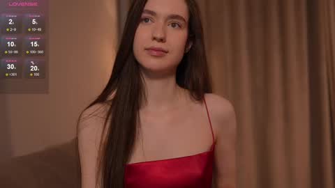 Snapshot of justbarbie_new_ chatting on February 11, 2025, 9:35 pm Katarina online show from February 11, 2025, 9:35 pm