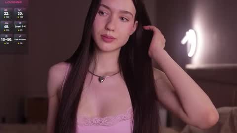 Snapshot of justbarbie_new_ chatting on September 13, 2025, 7:13 pm Katarina online show from September 13, 2025, 7:13 pm