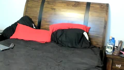 Snapshot of justmarriednsharing chatting on January 24, 2025, 8:55 am Riley and Jeff online show from January 24, 2025, 8:55 am