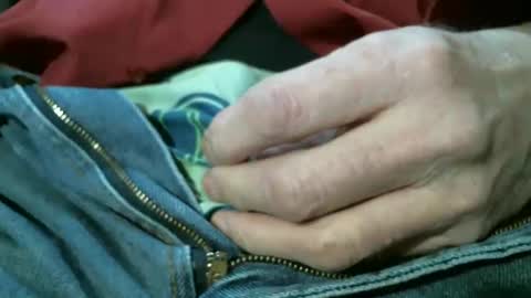 Snapshot of justme39057 chatting on January 17, 2025, 11:51 pm Justme39057 online show from January 17, 2025, 11:51 pm