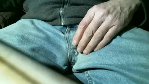 Snapshot of justme39057 chatting on January 21, 2025, 7:28 pm Justme39057 online show from January 21, 2025, 7:28 pm