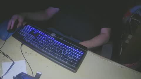 Snapshot of justme39057 chatting on January 24, 2025, 8:32 pm Justme39057 online show from January 24, 2025, 8:32 pm