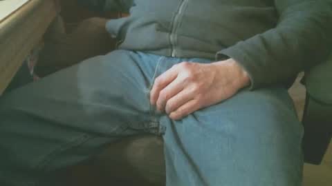 Snapshot of justme39057 chatting on January 29, 2025, 9:28 pm Justme39057 online show from January 29, 2025, 9:28 pm