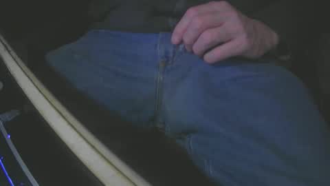 Snapshot of justme39057 chatting on February 23, 2025, 11:04 pm Justme39057 online show from February 23, 2025, 11:04 pm