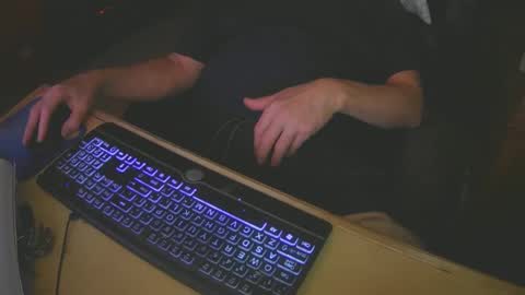 Snapshot of justme39057 chatting on March 5, 2025, 4:46 pm Justme39057 online show from March 5, 2025, 4:46 pm