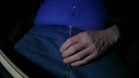 Snapshot of justme39057 chatting on March 10, 2025, 2:50 am Justme39057 online show from March 10, 2025, 2:50 am