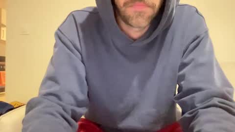 Snapshot of justmeandyou00 chatting on December 10, 2024, 12:38 pm justmeandyou00 online show from December 10, 2024, 12:38 pm