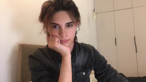 Snapshot of k0sta_32 chatting on December 28, 2024, 8:37 am k0sta online show from December 28, 2024, 8:37 am