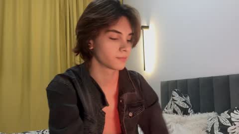 Snapshot of k0sta_32 chatting on January 22, 2025, 8:06 pm k0sta online show from January 22, 2025, 8:06 pm