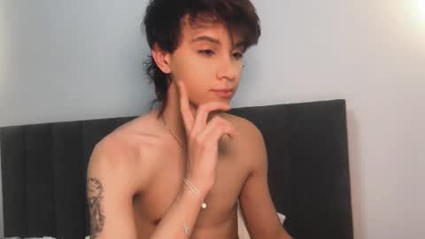 Snapshot of k0sta_32 chatting on February 10, 2025, 5:03 am k0sta online show from February 10, 2025, 5:03 am