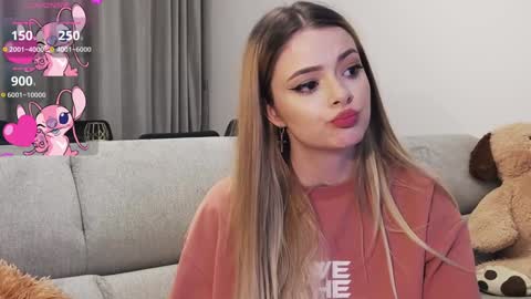 Snapshot of kailyn_moen01 chatting on January 26, 2025, 12:37 am Kailyn online show from January 26, 2025, 12:37 am